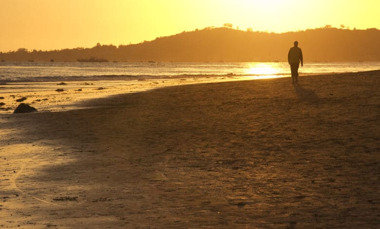 Ultimate Guide to Butterfly Beach, Santa Barbara: Sunset, Tides & Secret Tips